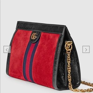 Meet your Posher, Deajeannette